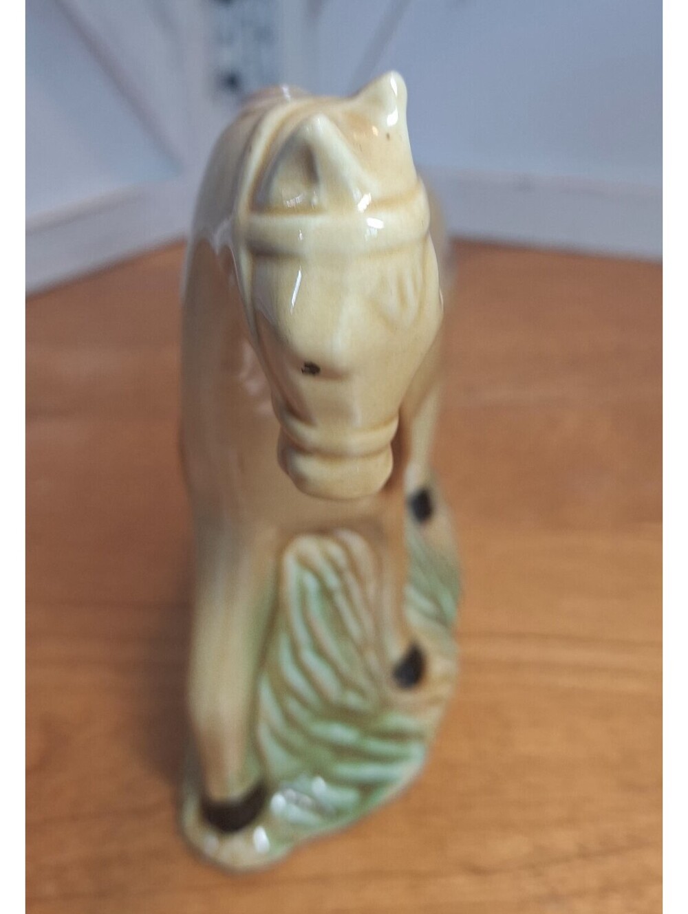 Vintage Ceramic Porcelain Horse Figurine 6.5"H X 6"L X 2.5"W - Picture 4 of 9